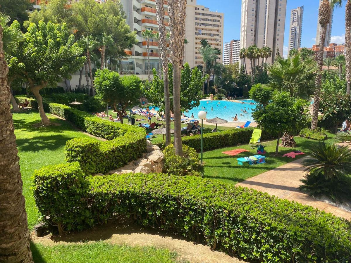 Gemelos 22-2-24 Benidorm Kültér fotó