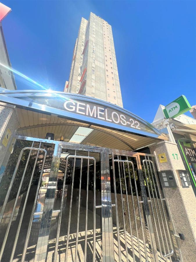 Gemelos 22-2-24 Benidorm Kültér fotó